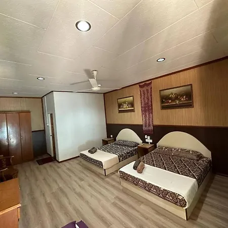 Mama'S Chalet Pulau Perhentian Besar Kampong Pasir Hantu Exterior photo