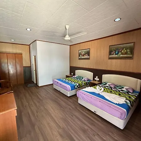 Mama'S Chalet Pulau Perhentian Besar Kampong Pasir Hantu Exterior photo