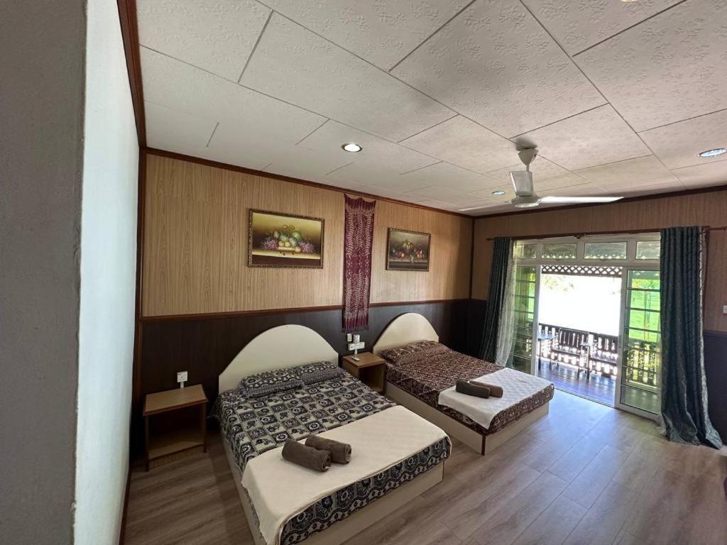 Mama's Pulau Perhentian Besar Hotel 3*