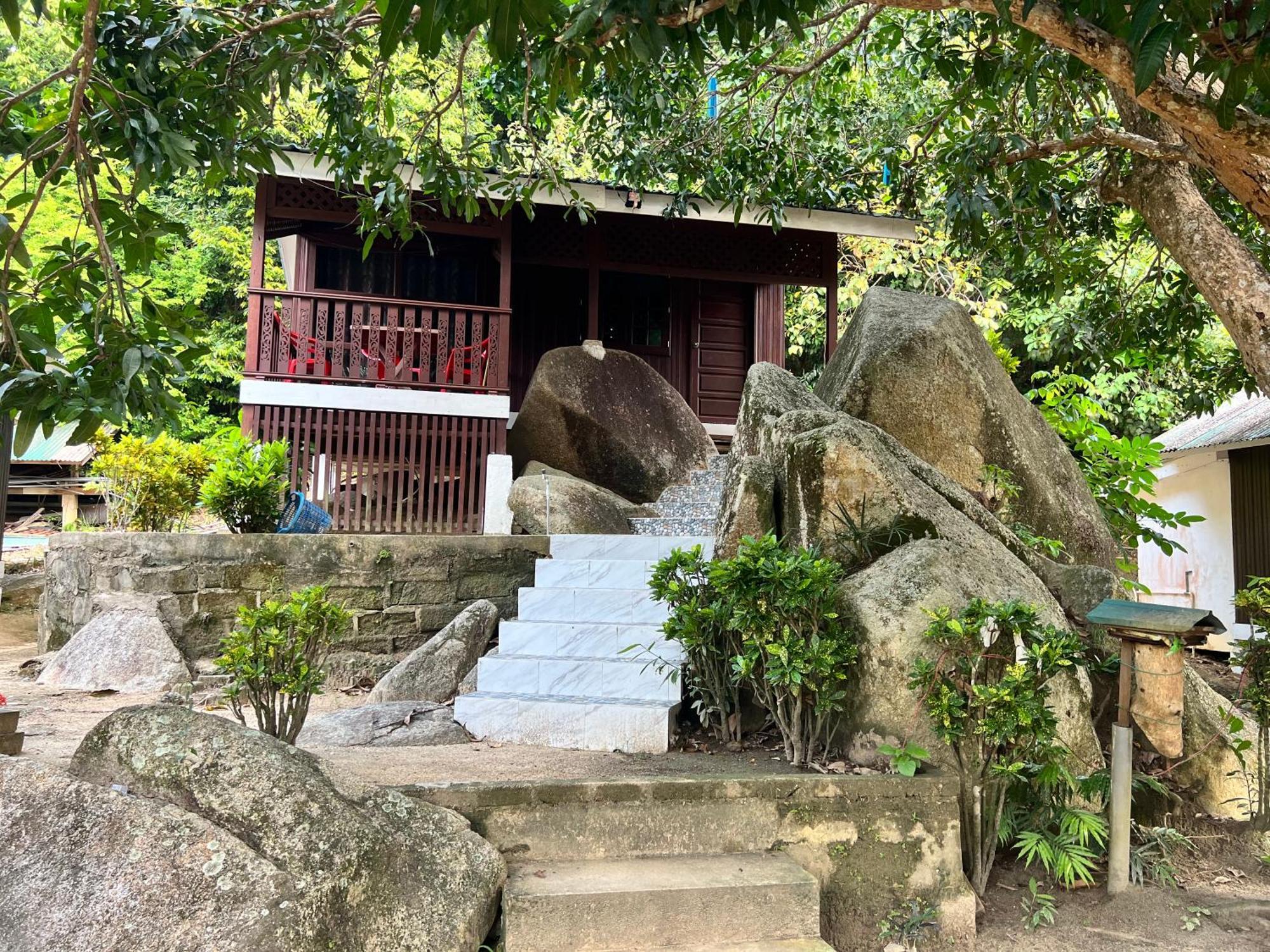 Hotel Mama's Pulau Perhentian Besar 3*